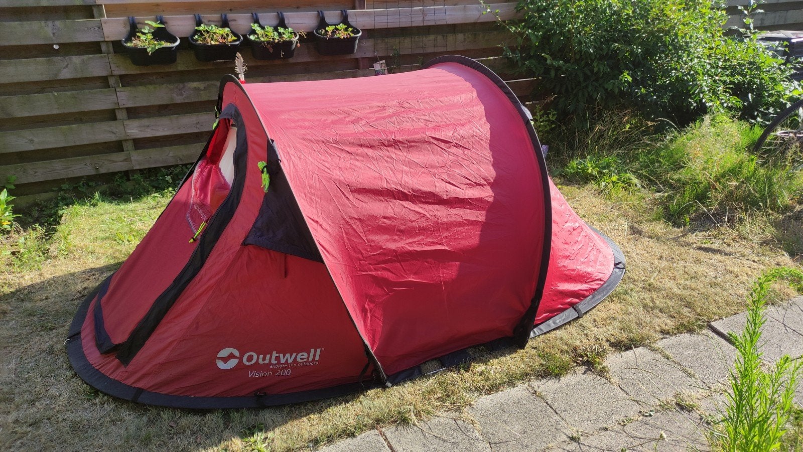 Outwell vision 200 rode pop up tent, Caravans en Kamperen, Ophalen, Tot en met 2