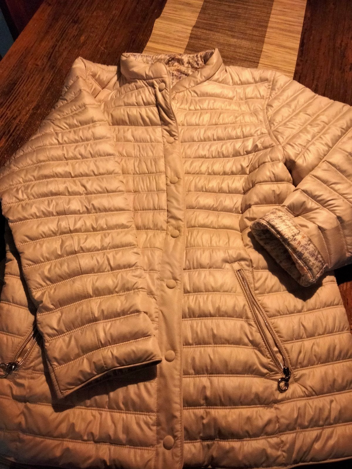 Barbara Lebek lichte crème kleurige gewatteerde jas reversib, Kleding | Dames, Barbara Lebek, Ophalen of Verzenden, Zo goed als nieuw