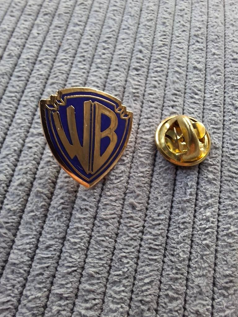Warner Bros. pin, Verzamelen, Speldjes, Pins en Buttons, Nieuw, Ophalen of Verzenden