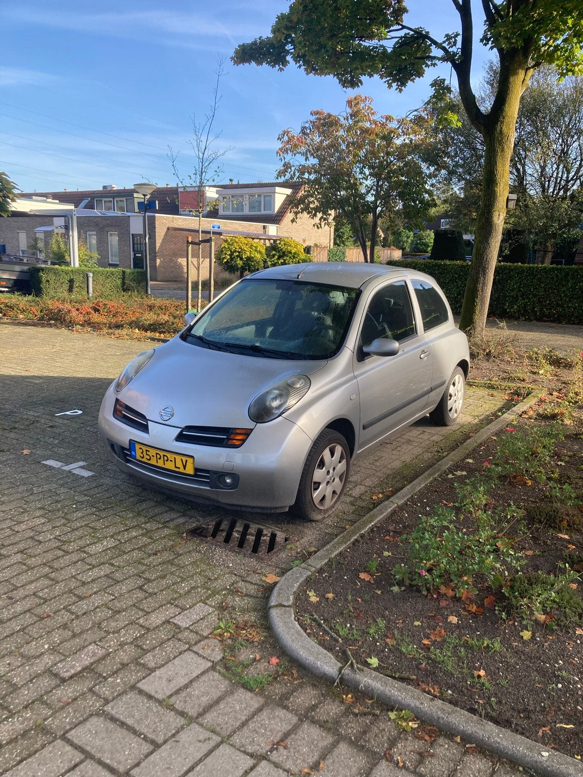 Nissan Micra 1.4 3DR 2004 Grijs, 31 €/maand, 4 cilinders, Origineel Nederlands, Micra