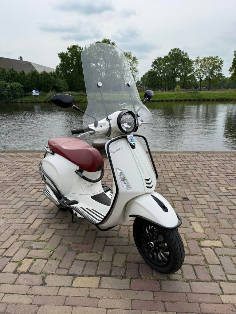Vespa primavera 2017 snor, Ophalen, Zo goed als nieuw, Benzine, Overige modellen