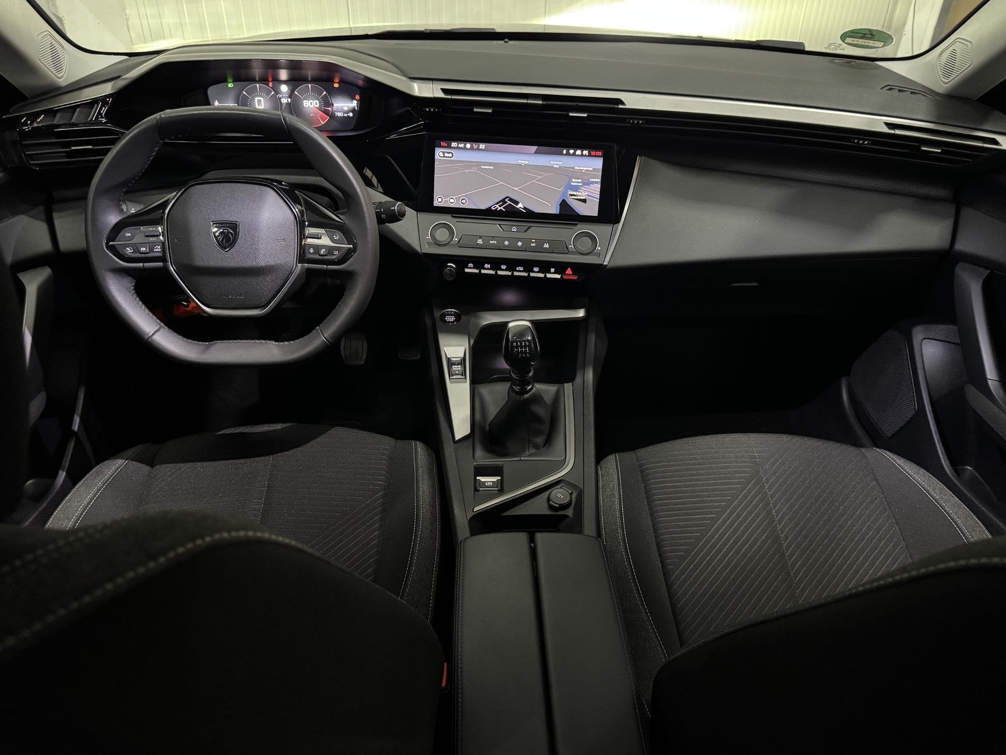 Peugeot 308 1.2 PureTech Active Pack Business DIGI-DASH NAVI, Auto's, Peugeot, Stof, Gebruikt, Euro 6, 1199 cc