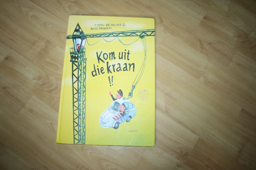 Tjibbe Veldkamp - Kom uit die kraan, Boeken, Ophalen of Verzenden, Gelezen, Fictie algemeen