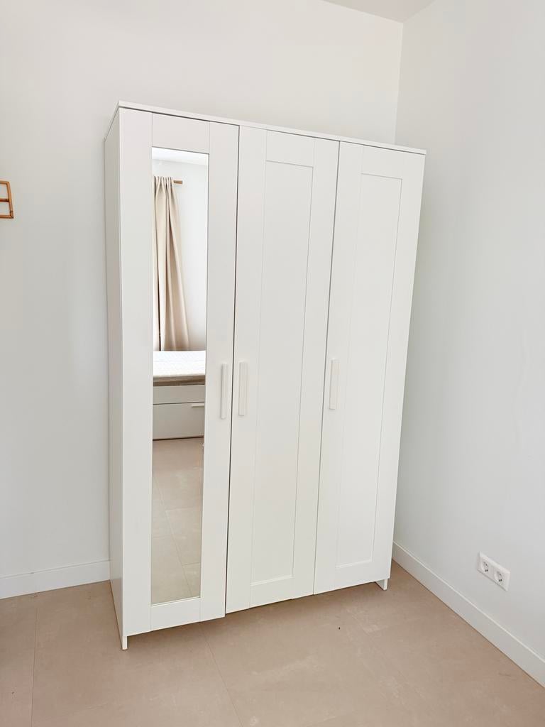 Ikea Brimnes kledingkast wit met 3 deuren en spiegel, Huis en Inrichting, Ophalen, 100 tot 150 cm, Zo goed als nieuw, 150 tot 200 cm