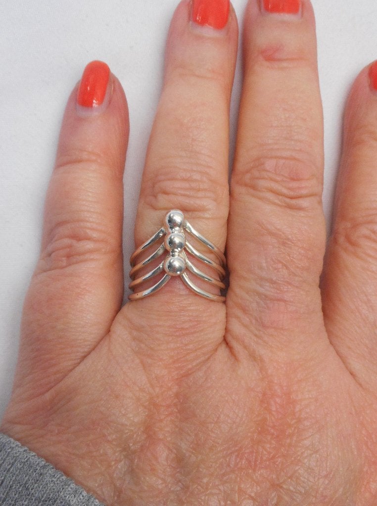 Zilveren modernist ring maat 17.5 nr.1061, Verzenden, Zo goed als nieuw, 17 tot 18, Dame