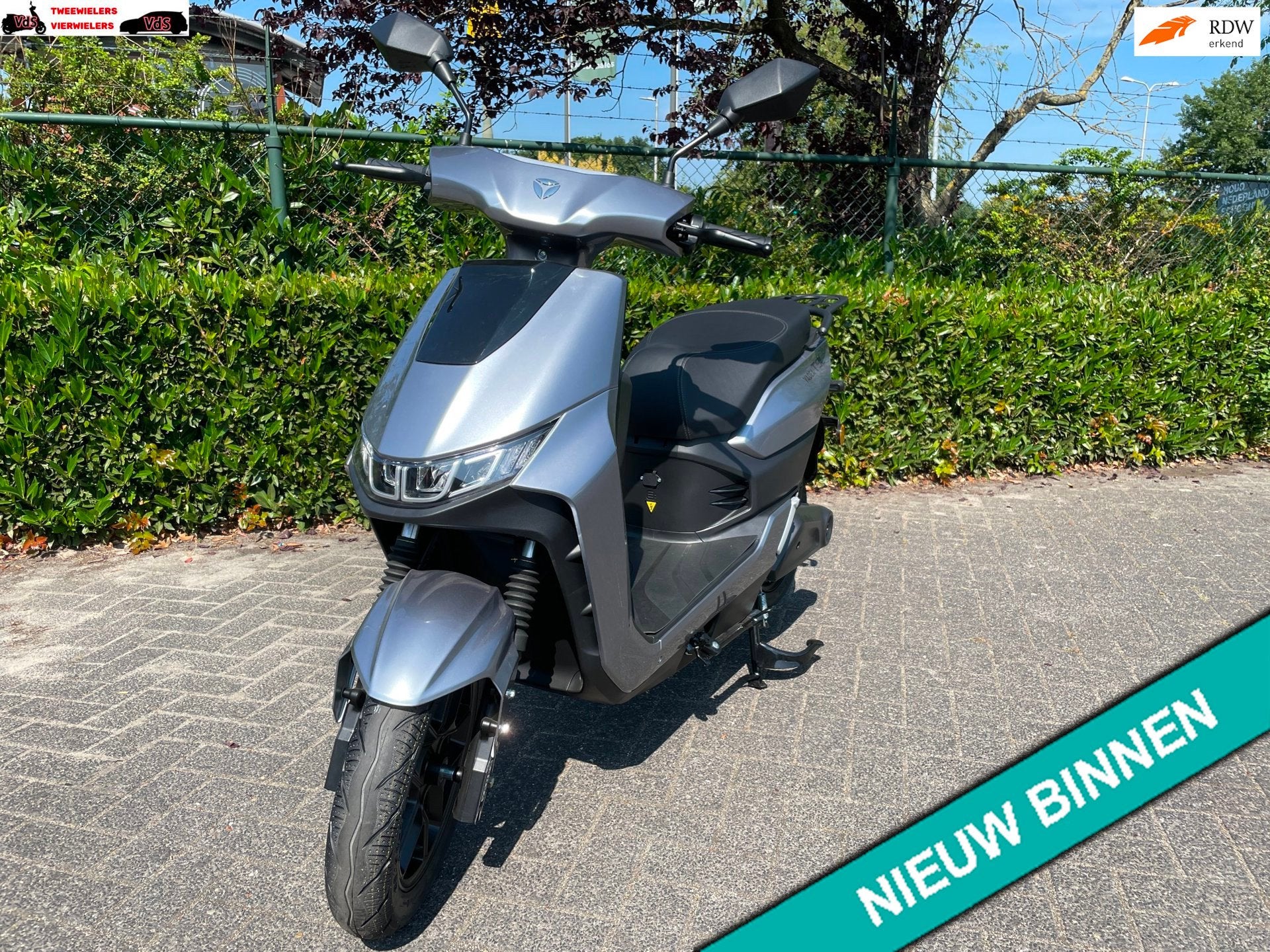 Yadea T9L 45km ELECTRISCH NIEUW AKTIE BETAAL met in3, Fietsen en Brommers, Scooters | Overige merken, Y
y  y, NL, Gebruikt, Elektrisch