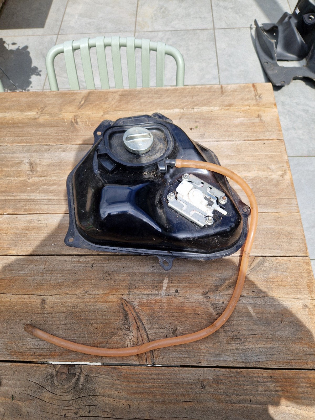Benzine tank Honda Vision NSC., Fietsen en Brommers, Ophalen, Gebruikt, Tank