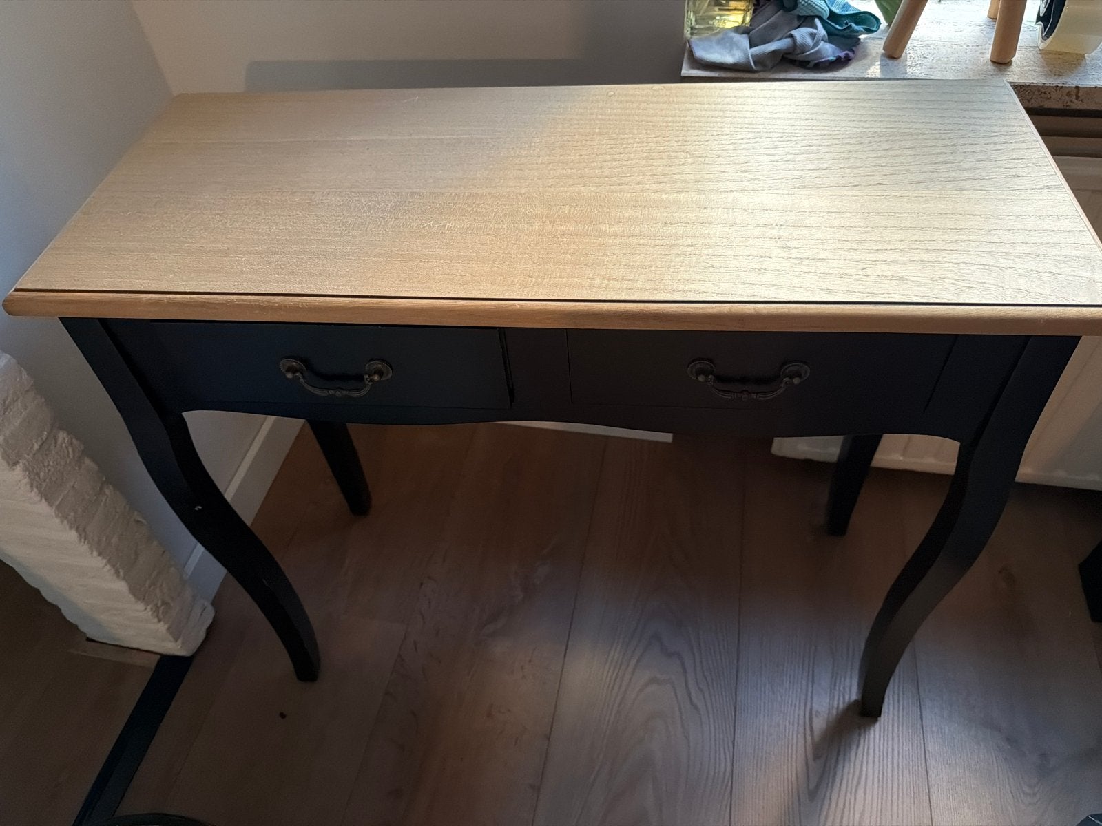 Stijlvolle bijzettafel/sidetable met lades, Huis en Inrichting, Gebruikt, Ophalen of Verzenden, 75 cm of meer, 60 cm of meer