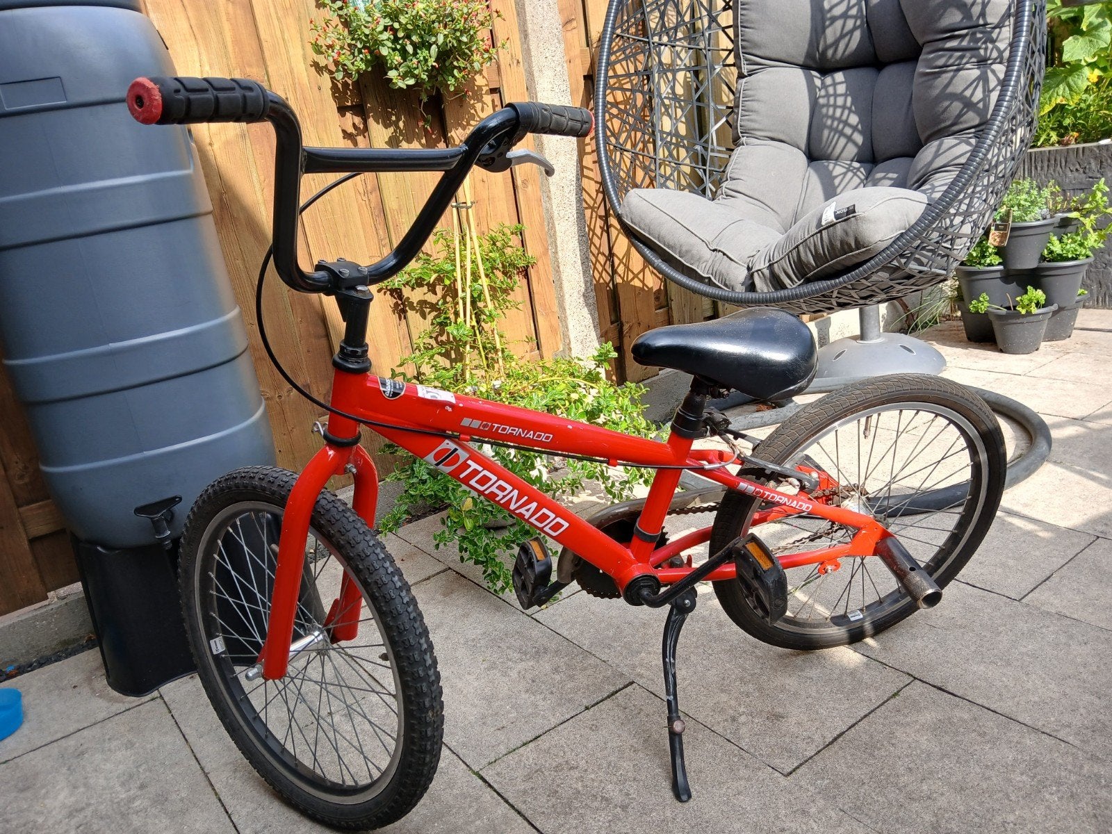 BMX fiets - Tornado - Rood - 20 inch, Fietsen en Brommers, Fietsen | Crossfietsen en BMX, Ophalen, Gebruikt, Staal, Velgrem