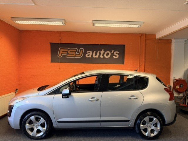 Peugeot 3008 1.6 VTI / BLEU-LEASE / NAVI / AIRCO / TOPSTAAT!, Auto's, Voorwielaandrijving, Gebruikt, Zwart, 4 cilinders