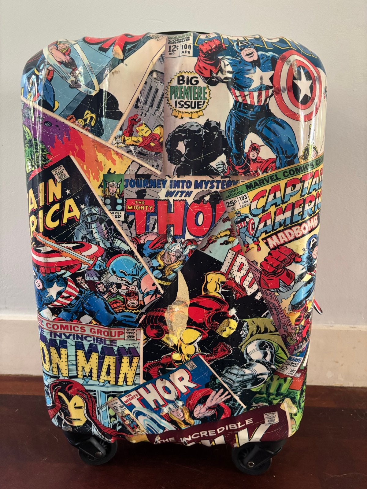 American Tourister Marvel Handbagage Koffer 54x34x23 cm, Sieraden, Tassen en Uiterlijk, Koffers, Gebruikt, 50 tot 60 cm, Hard kunststof