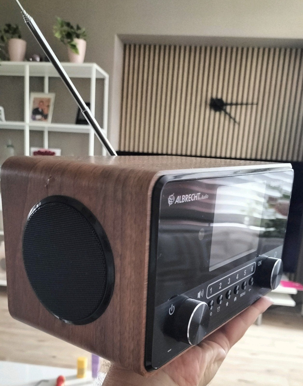 Albrecht digitaal radio DR 865 (kan geen zenders vinden), Ophalen of Verzenden, Zo goed als nieuw