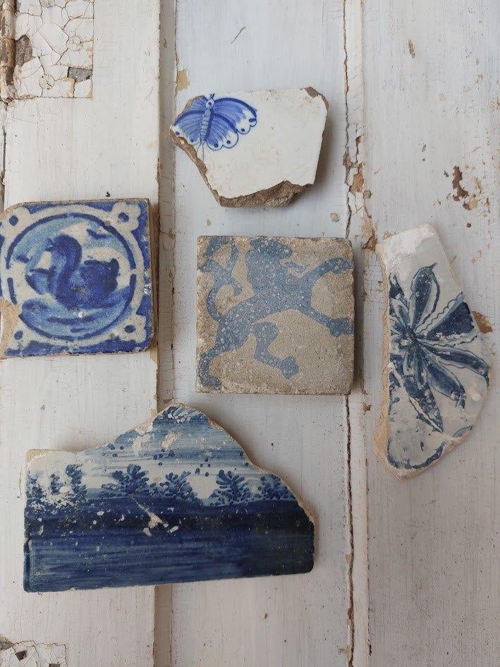 Lot antieke scherf tegels, Antiek en Kunst, Ophalen of Verzenden