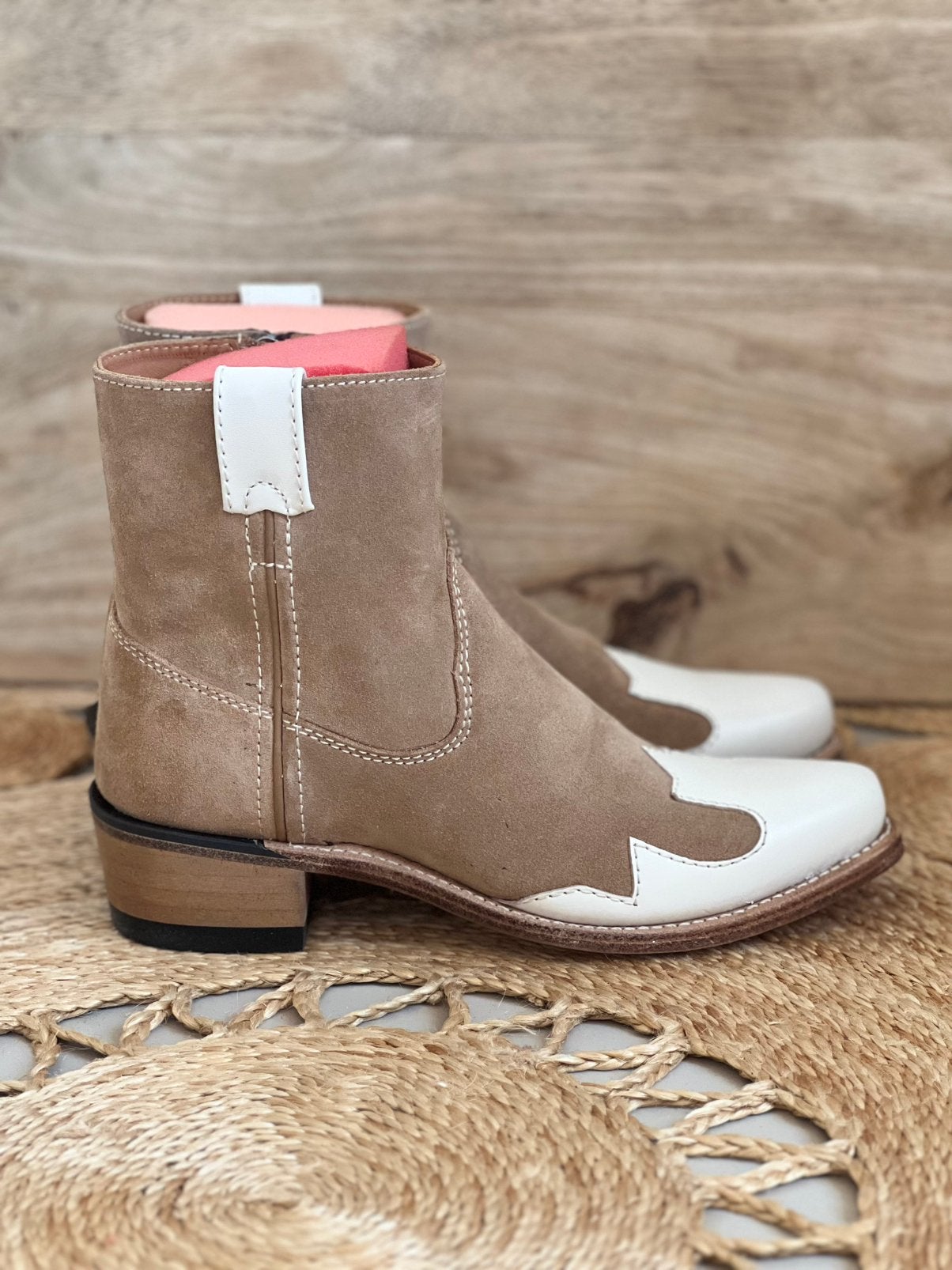 Bootstock cowboylaarzen Suede Woman 37, Bootstock BV, Lage of Enkellaarzen, Nieuw, Ophalen of Verzenden