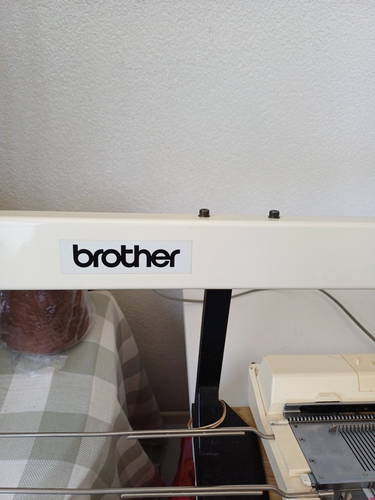 Brother moter KE 100, voor op de Brother breimachine, Hobby en Vrije tijd, Ophalen, Gebruikt, Breien, Overige typen