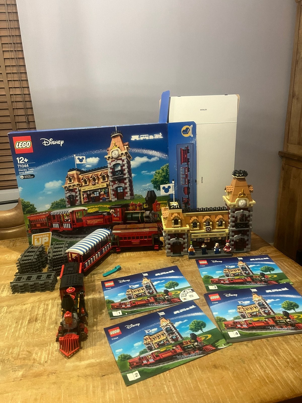 Lego Disney Trein en Station (71044) - 100% Compleet, Overige thema's, Lego, Ophalen of Verzenden, Zo goed als nieuw