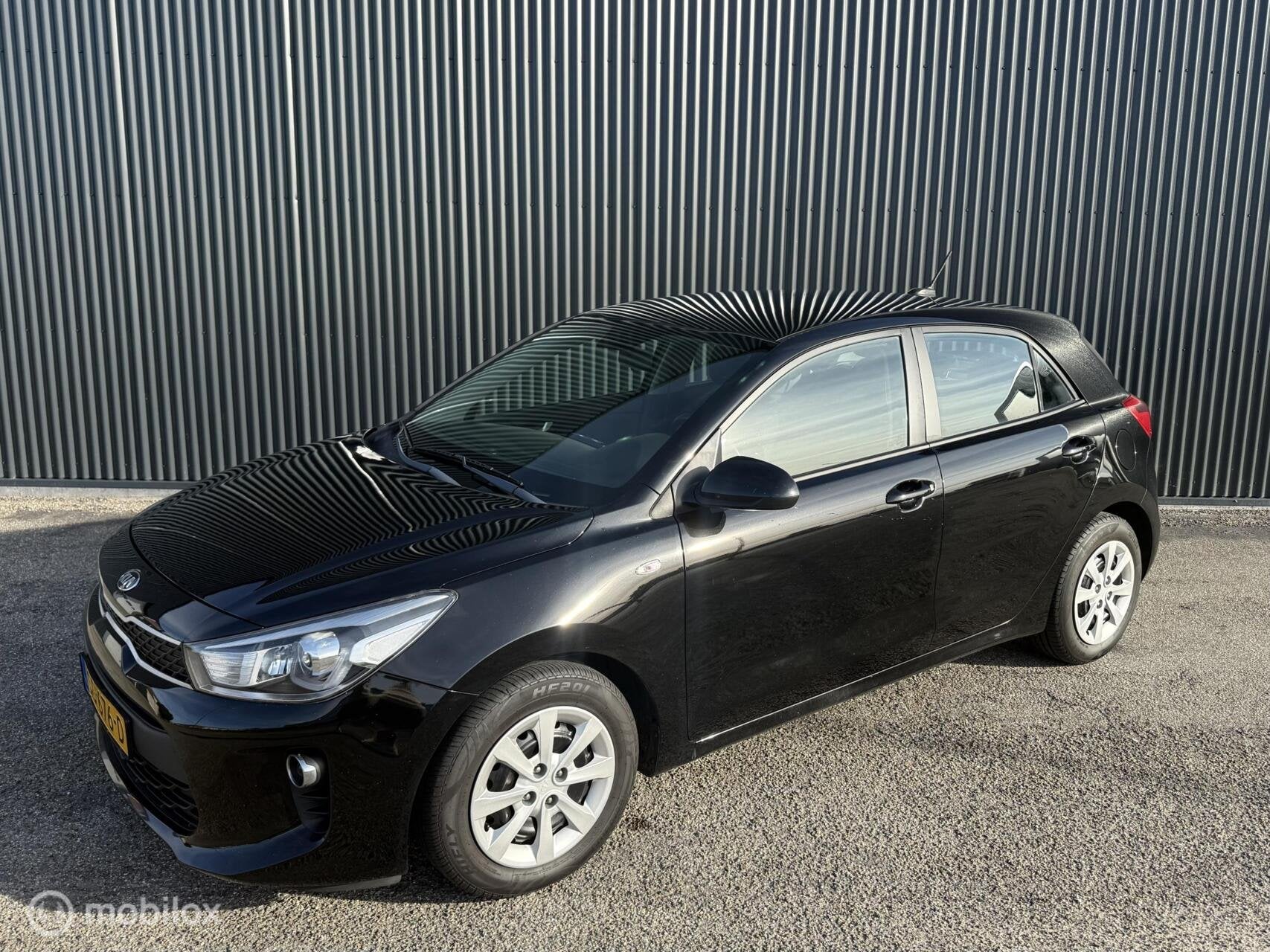 Kia Rio 1.0 TGDI ComfortPlusLine Navigator !Eerste eigenaar, Voorwielaandrijving, Verwarmde buitenspiegels, 450 kg, Gebruikt