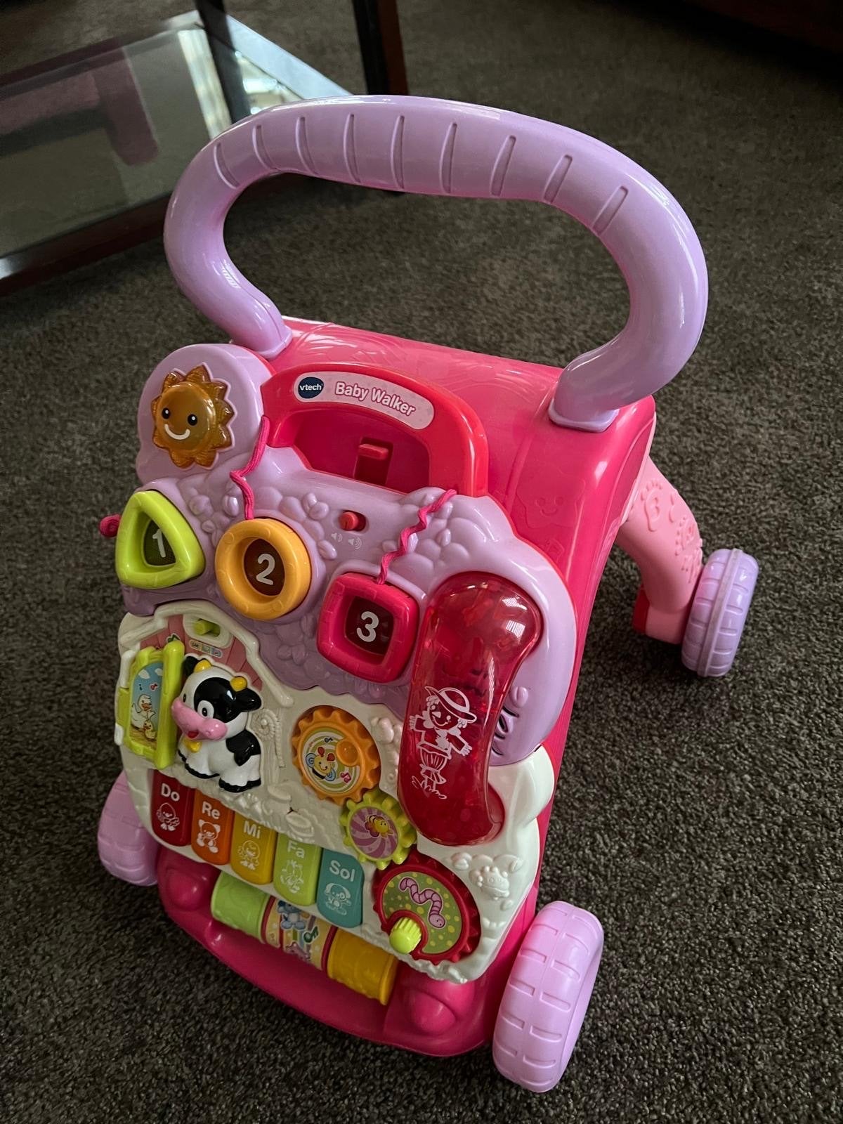 VTech Baby Walker Roze - Loopwagen met activiteitenpaneel, Ophalen, Zo goed als nieuw, Overige typen, Met licht