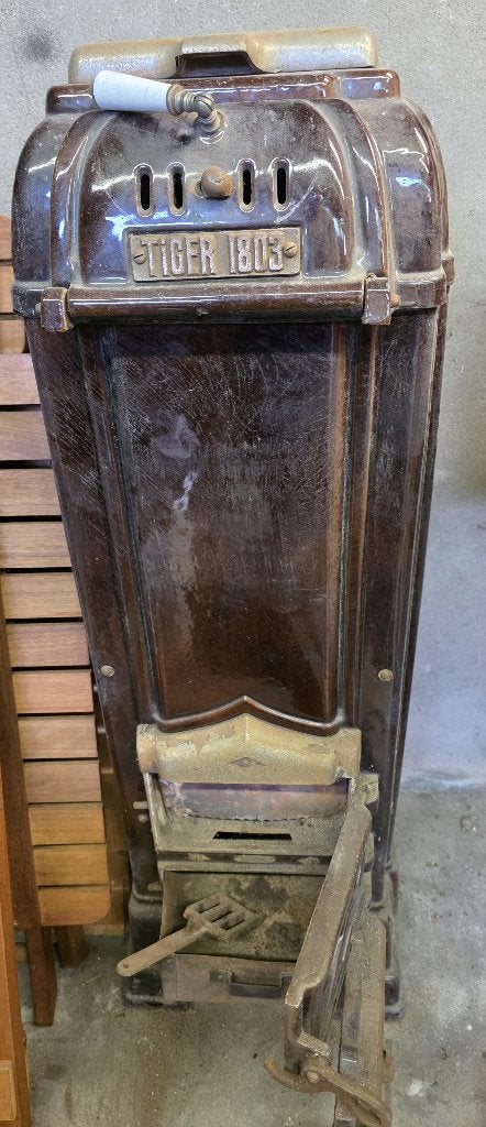 Houtkachel, merk Tiger 1803 met bruine keramieken ombouw, Huis en Inrichting, Ophalen, Gebruikt, Overige soorten, Vrijstaand