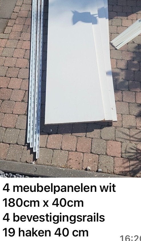 4 witte meubelpanelen (180x40cm) met rails en haken, Ophalen, Met plank(en), Minder dan 50 cm, Gebruikt