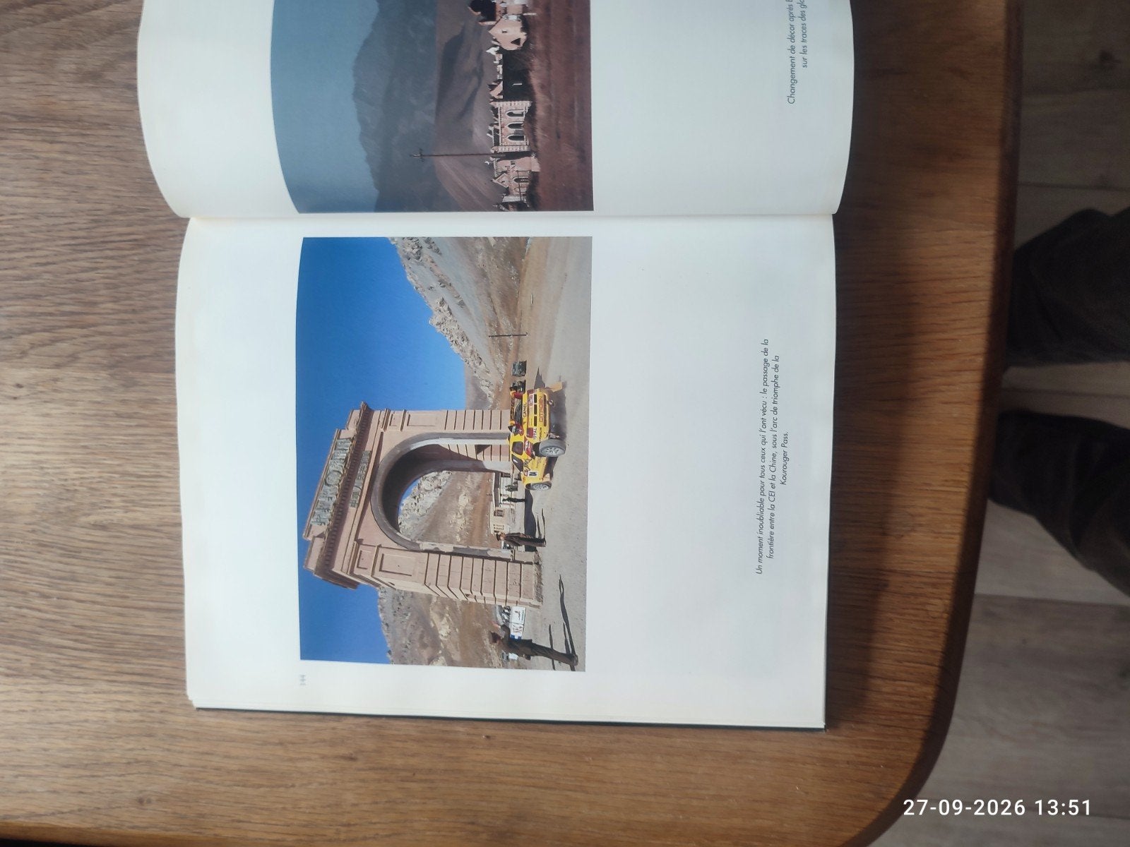 Les Défis Citroën - Frans boek over Citroën avonturen, Ophalen of Verzenden