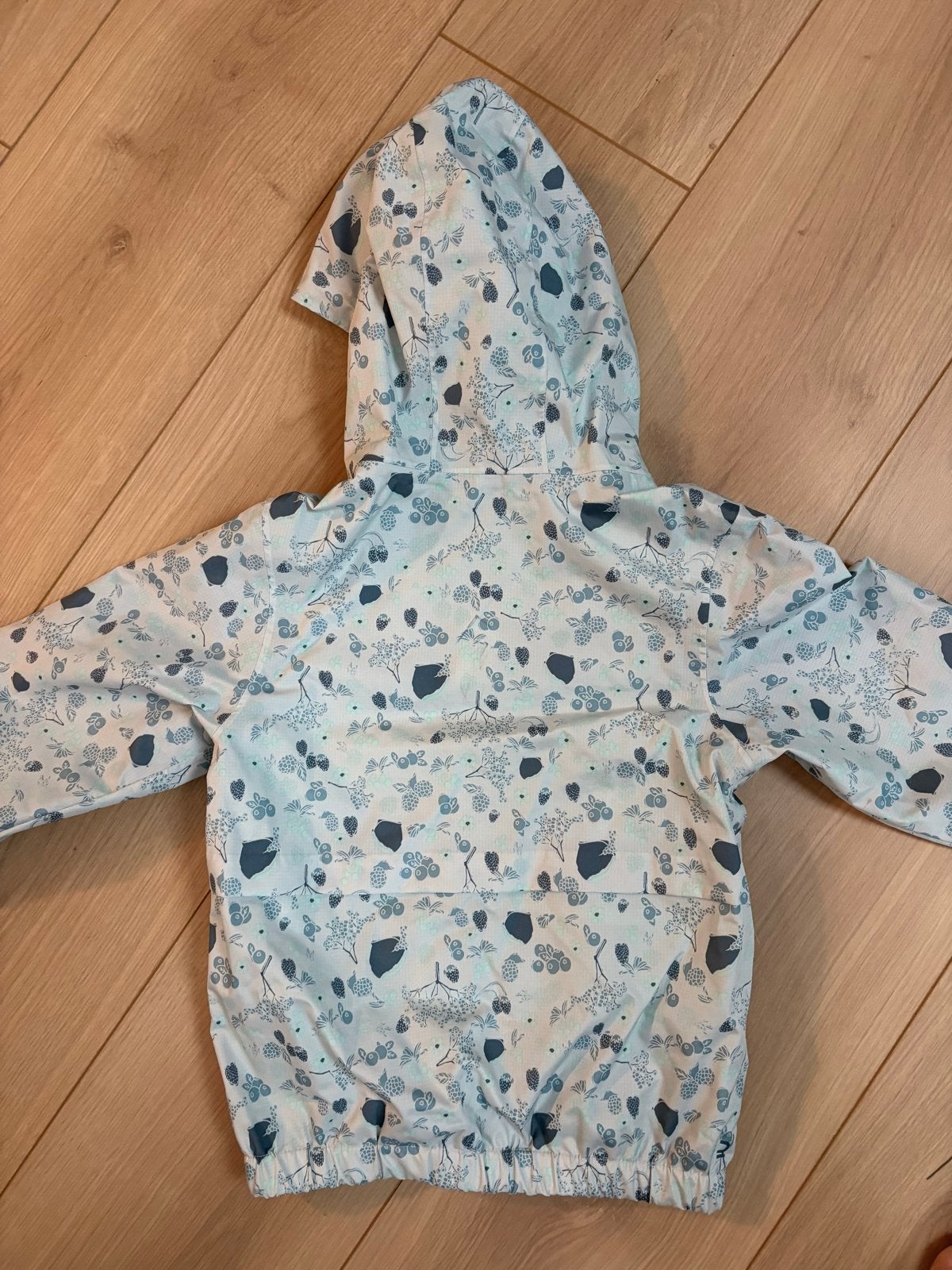Quechua Regenjasje Kind - Decathlon (3-4 jaar), Ophalen, Zo goed als nieuw, Jongen of Meisje