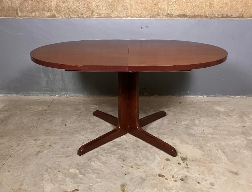 Sale: Vintage ovale tafel Seventies niet uitschuifbaar, Huis en Inrichting, Ophalen, Gebruikt, 100 tot 150 cm, 200 cm of meer