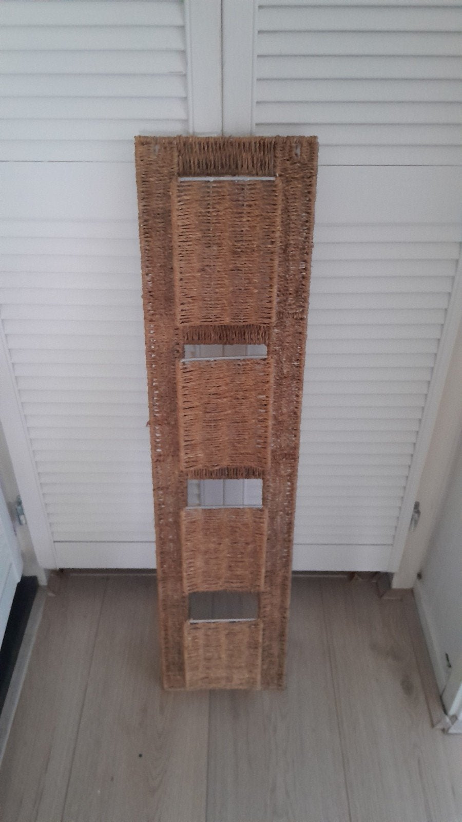 Rotan wandrek met 4 vakken, Ophalen, Natuurlijk materiaal, Bruin, Landelijk