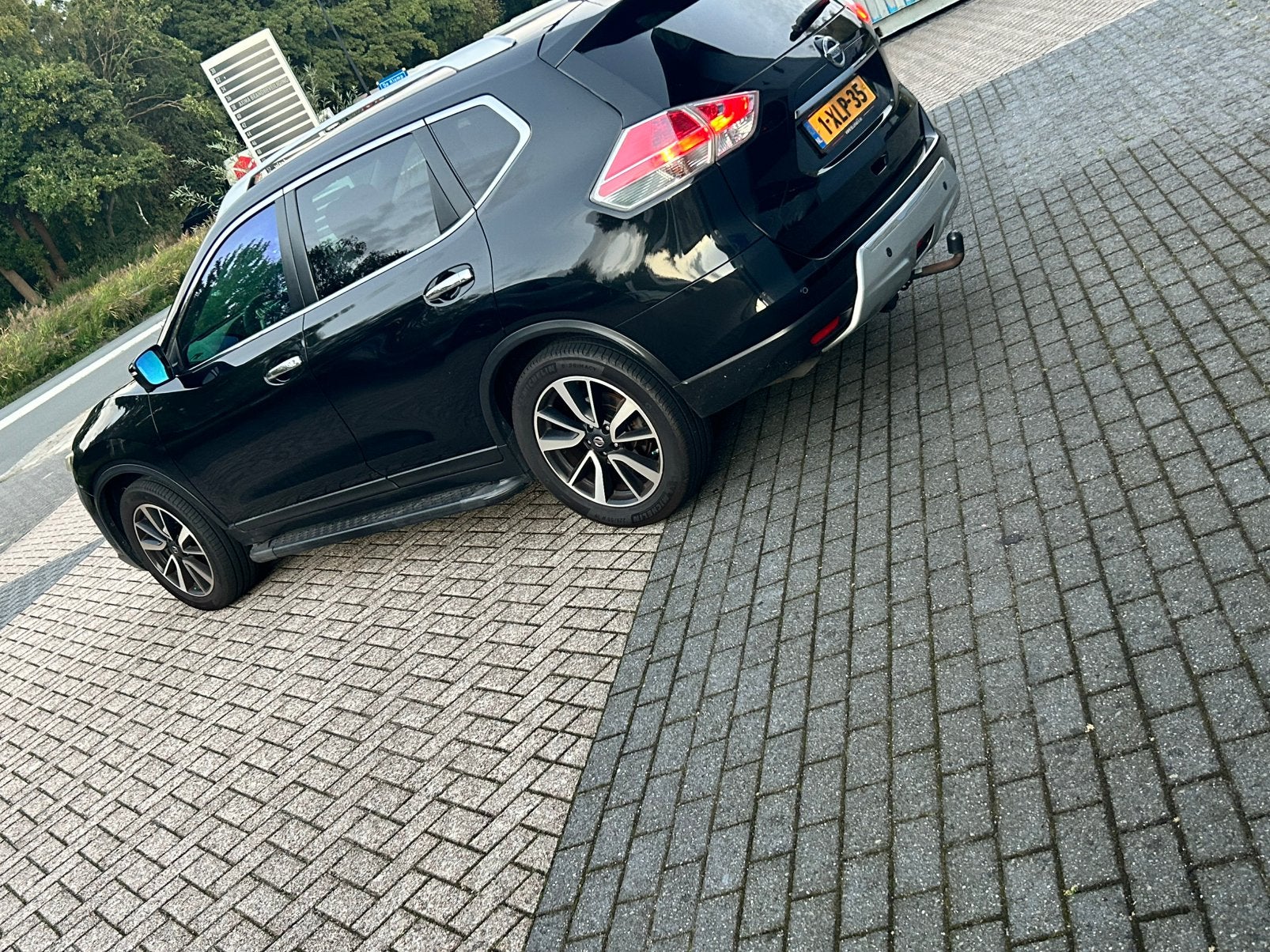X-Trail1.6 dCi | Automaat | 7P | Panoramadak | Zeer Compleet, Auto's, Automaat, 4 cilinders, 7 stoelen, Zwart