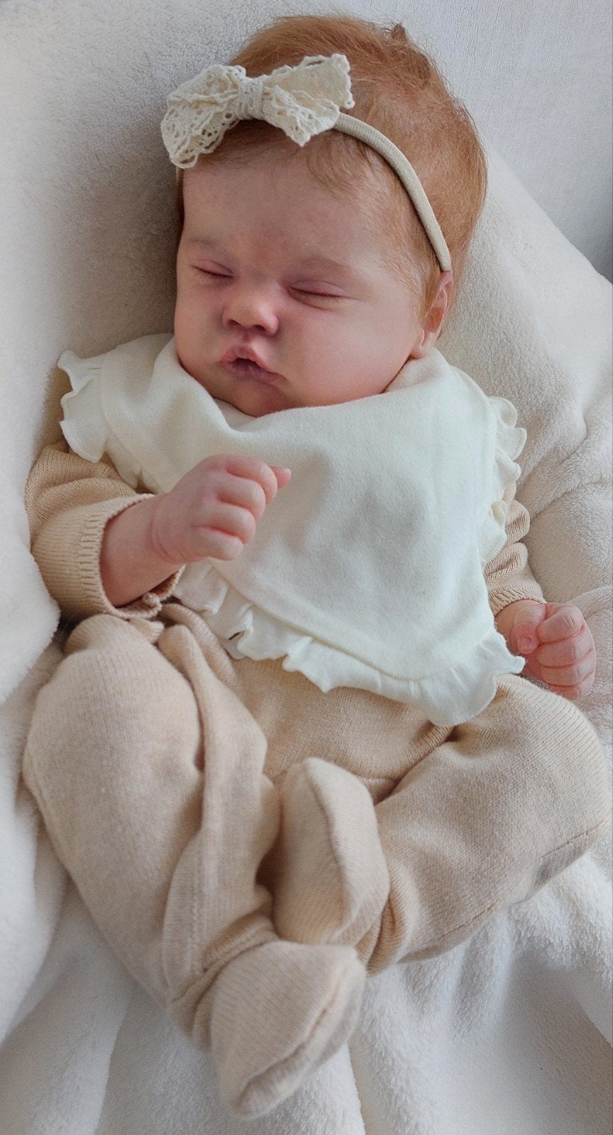 prachtige reborn baby  Quinbee Paula Lobato Faria, Ophalen of Verzenden, Zo goed als nieuw, Babypop, Levensecht of Reborn