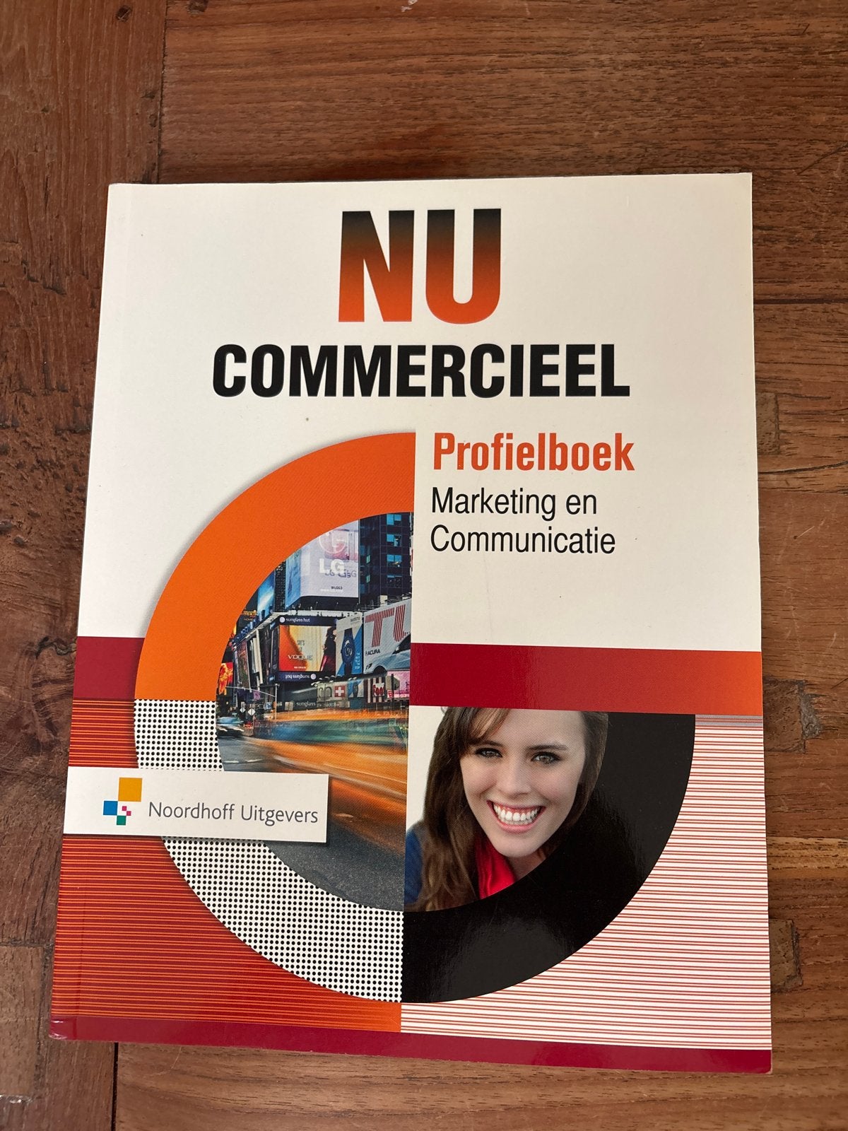 NU Commercieel Profielboek Marketing en Communicatie, Ophalen of Verzenden, Gamma, Gelezen, MBO