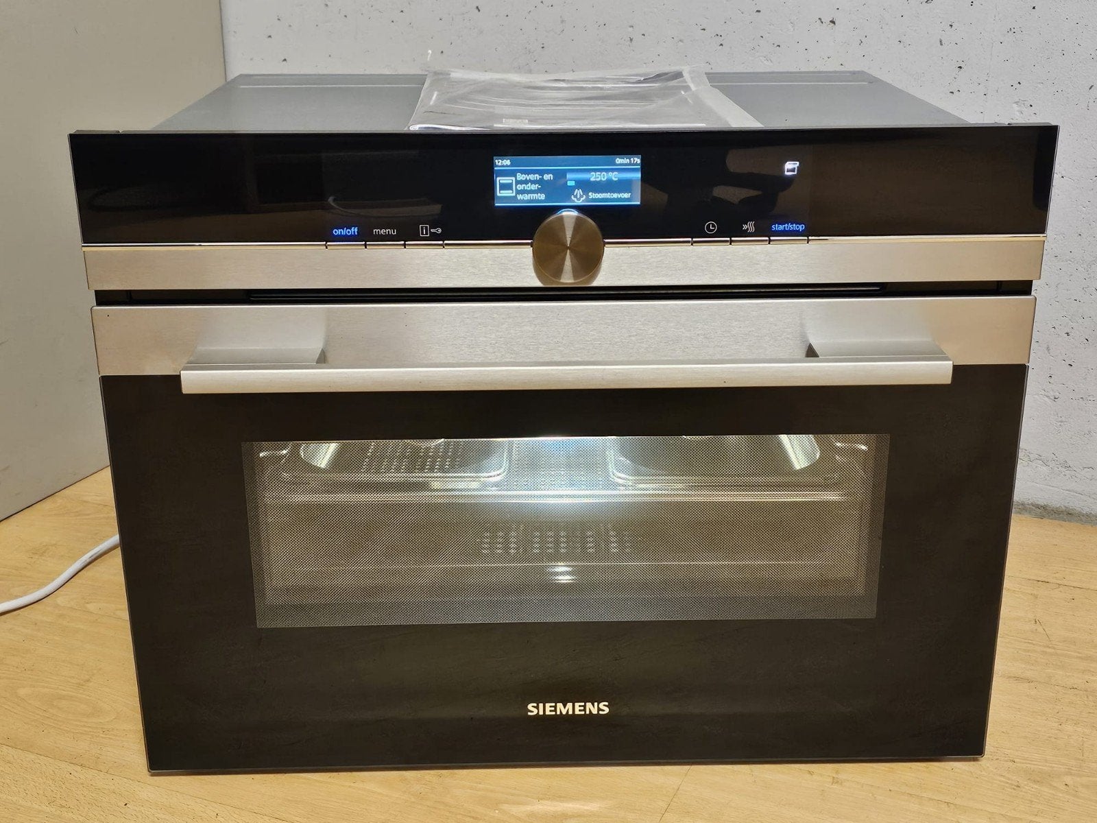 Luxe Siemens inbouw stoom oven !!!
Stoomoven

Nishoogte: 45, Ophalen, Stoom