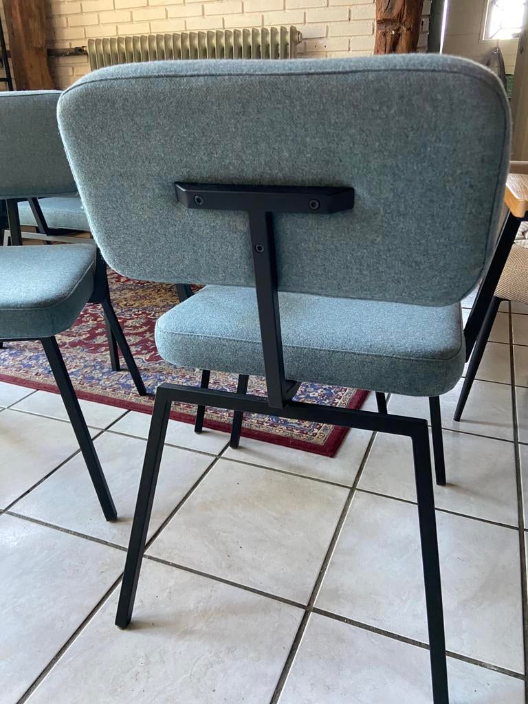 2 stoelen Ode chair Studio Henk lichtblauw, Huis en Inrichting, Stoelen, Zo goed als nieuw, Twee, Stof, Blauw, Ophalen