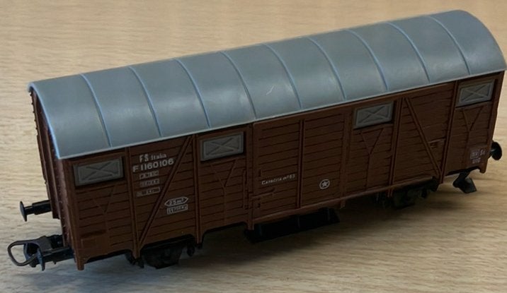 Lima gesloten goederenwagon (FS), Hobby en Vrije tijd, Modeltreinen | H0, Gelijkstroom, Wagon, Ophalen of Verzenden, Zo goed als nieuw