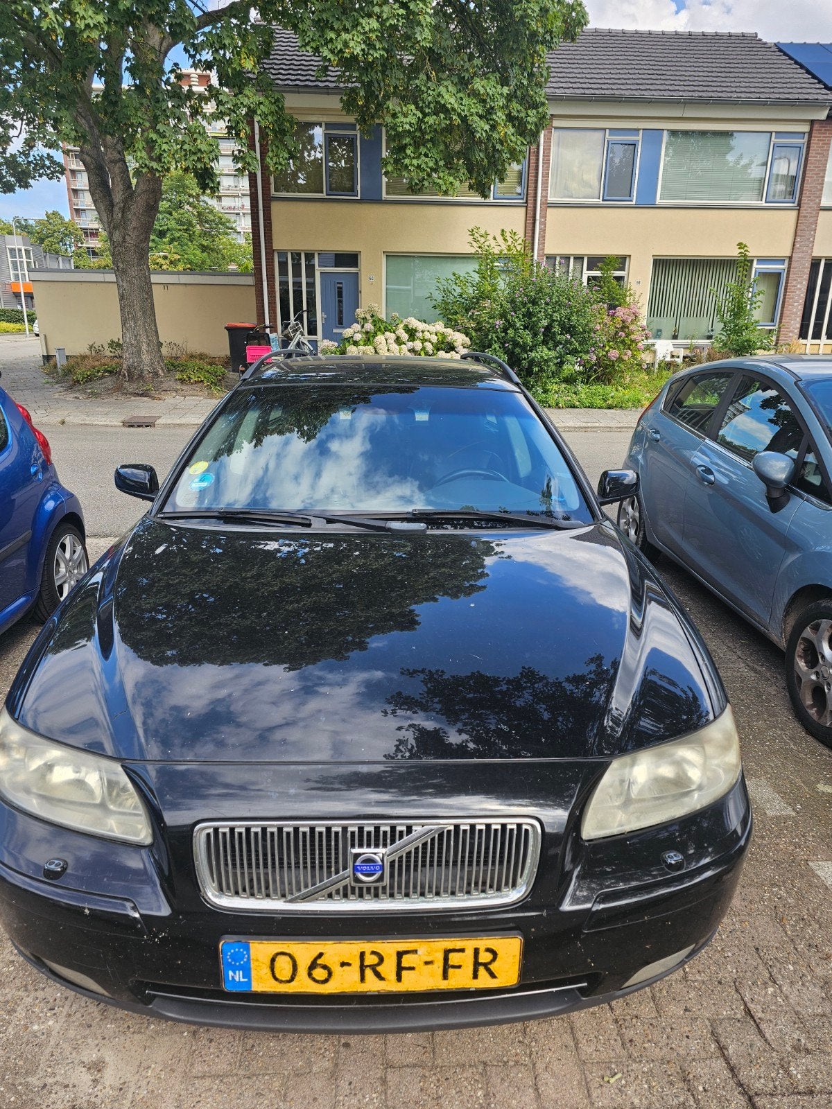 Volvo V70 2.4 140PK 2005 Zwart, Voorwielaandrijving, 1800 kg, Zwart, Stationwagon