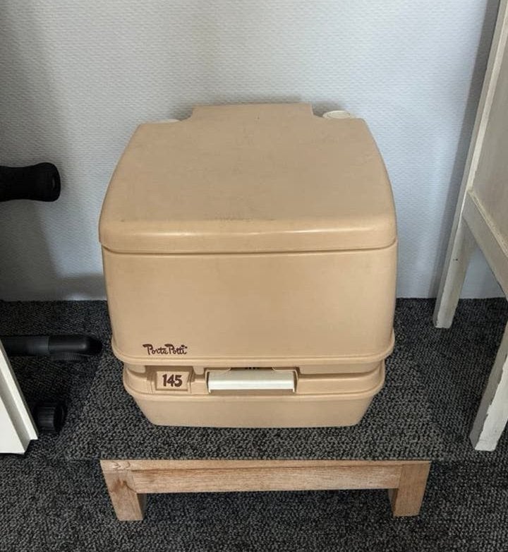 Thetford Porta Potti 145 draagbaar toilet, Ophalen of Verzenden, Zo goed als nieuw