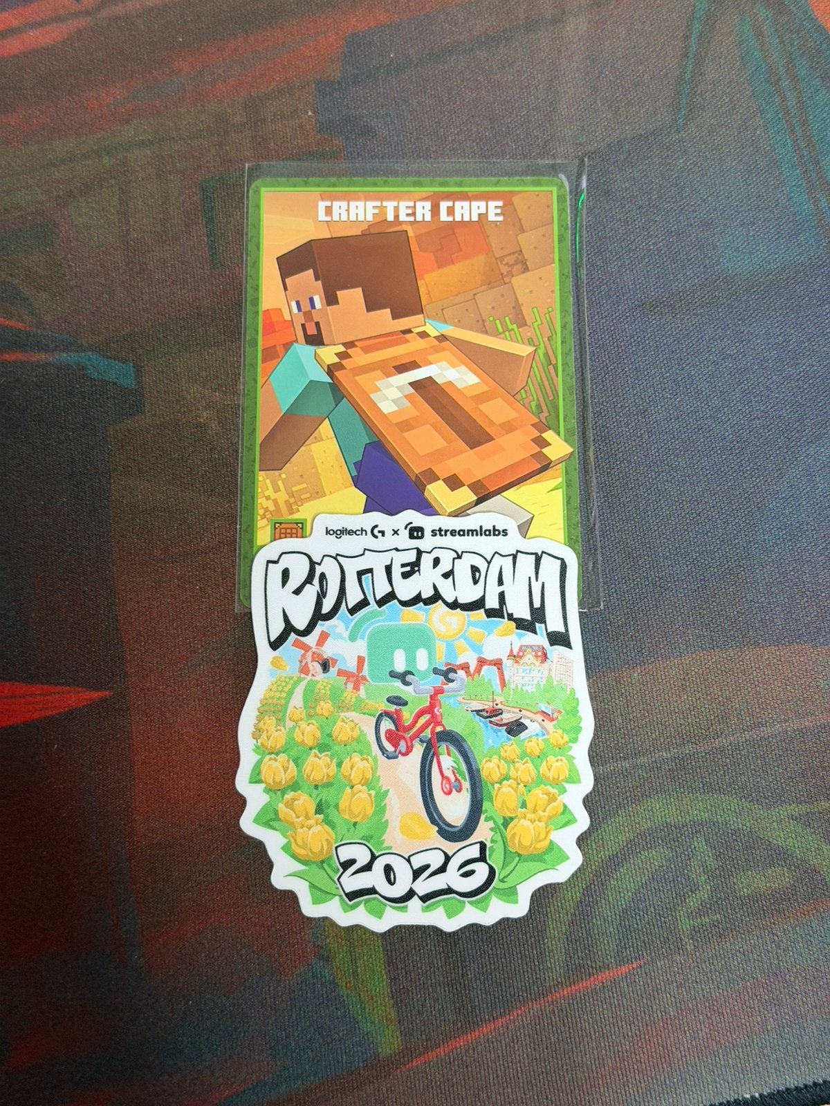 Minecraft x Twitchcon Crafter cape code, Overige genres, 1 speler, Nieuw, Ophalen of Verzenden