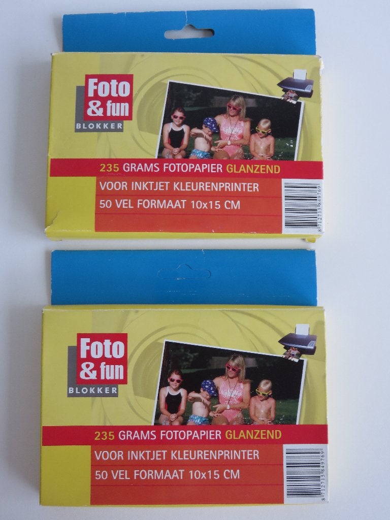 2x Blokker glanzend fotopapier 235 grams 50 vel/stuk 10x15cm, Nieuw, Ophalen of Verzenden, Overige merken, Glanzend
