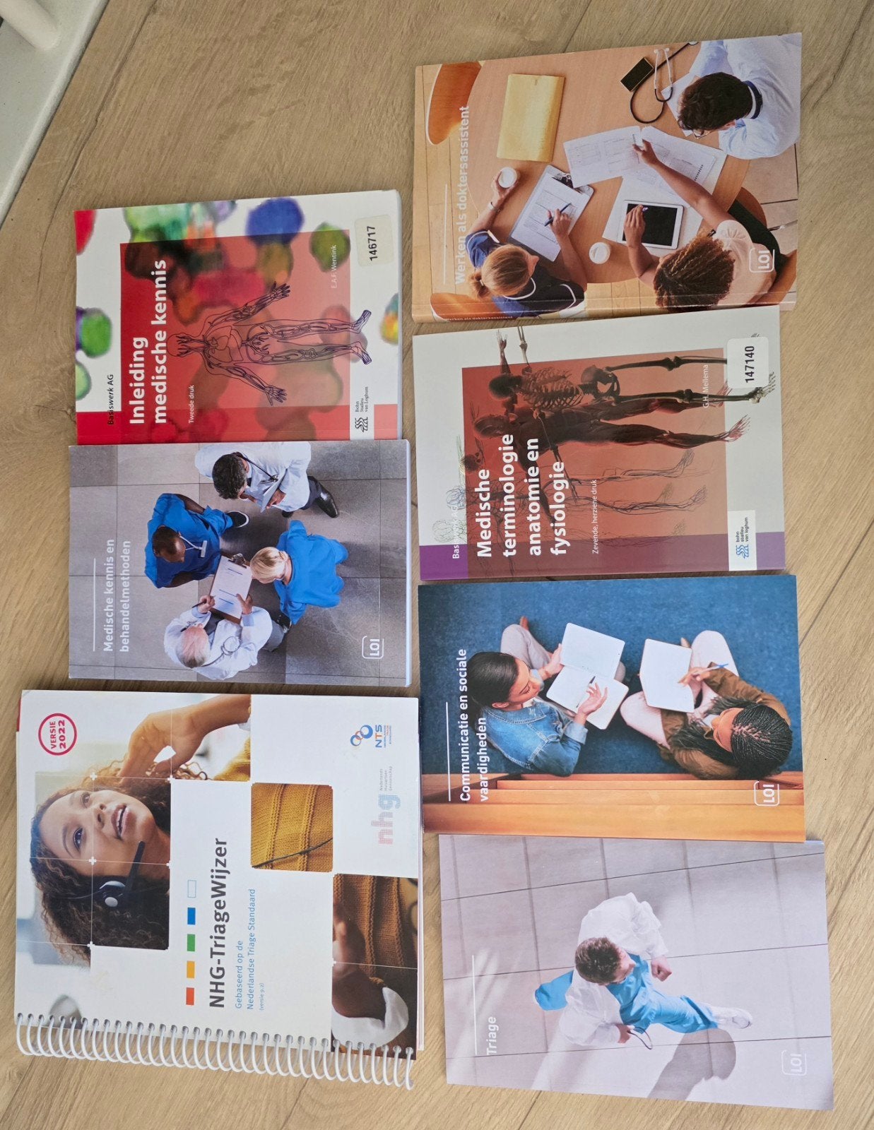 Medische boeken LOI: Inleiding, terminologie, triage, etc., Verzenden, Zo goed als nieuw, MBO, Diverse auteurs (LOI)