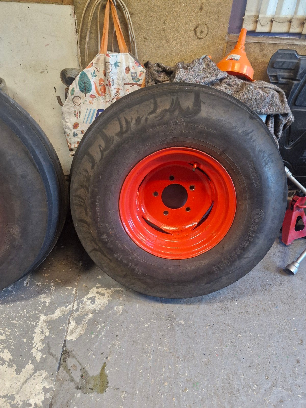 fendt 100serie banden 5 gats, Zakelijke goederen, Agrarisch | Onderdelen | Banden, Velgen en Assen, Ophalen
