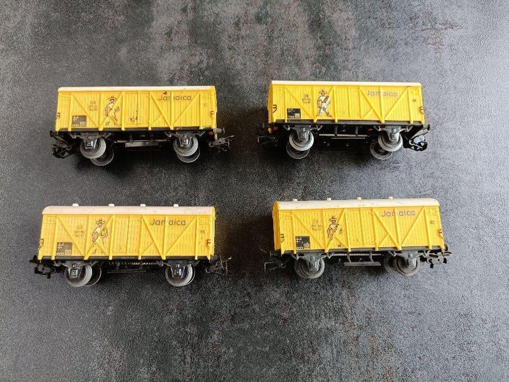 4 x Märklin 4509 H0 Bananenwagen van de DB, Hobby en Vrije tijd, Modeltreinen | H0, Wisselstroom, Gebruikt, Wagon, Ophalen of Verzenden