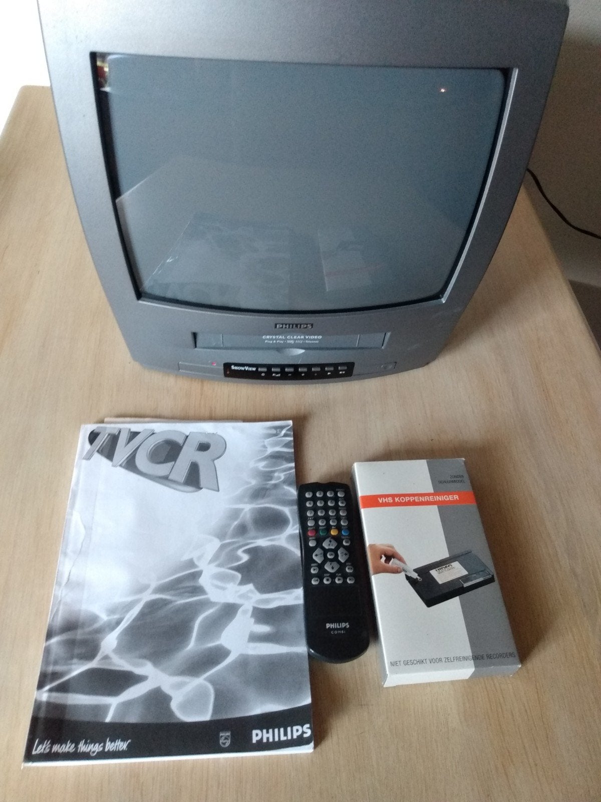 Retro PHILIPS Televisie-Video COMBI model: 14PV220/01, Ophalen