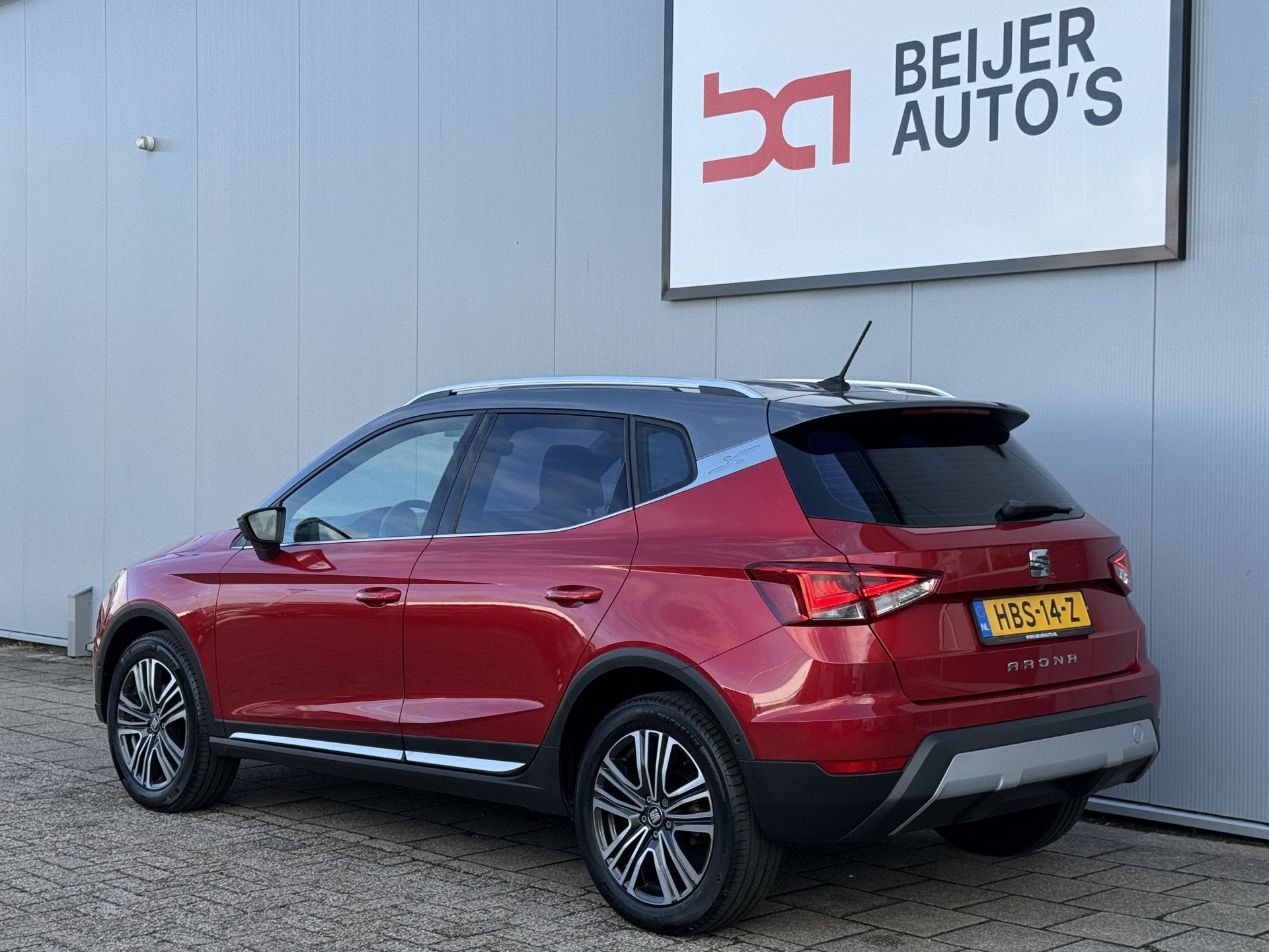SEAT Arona 1.0 TSI Xcellence Launch Edition Carplay/Camera/1, Voorwielaandrijving, Stof, Gebruikt, 540 kg