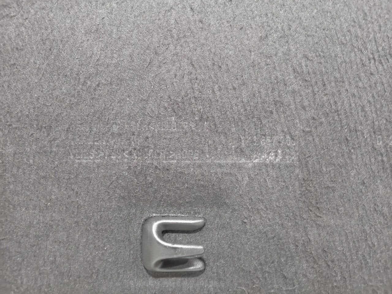 Hoedenplank Volkswagen Golf, Onderdelen@venauto.nl, Van der Ven Autorecycling B.V., Gebruikt, Ettenseweg 76, 4706 PB Roosendaal, The Netherlands