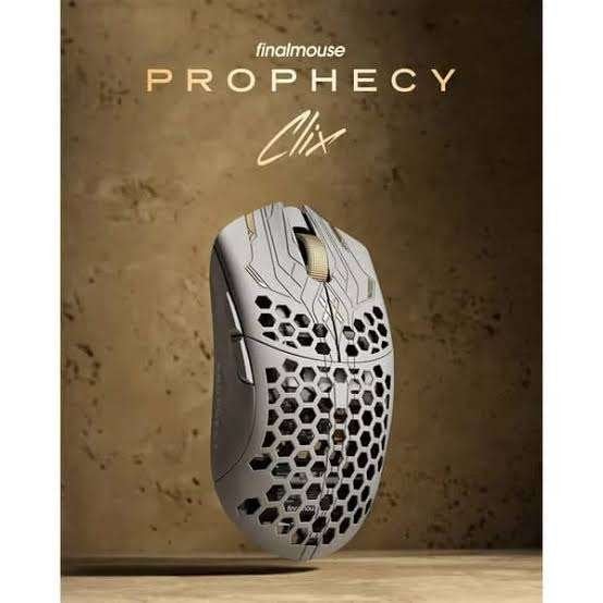 Gezocht: Finalmouse ULX (Large / Classic size), Computers en Software, Rechtshandig, Gaming muis, Overige typen, Ophalen of Verzenden