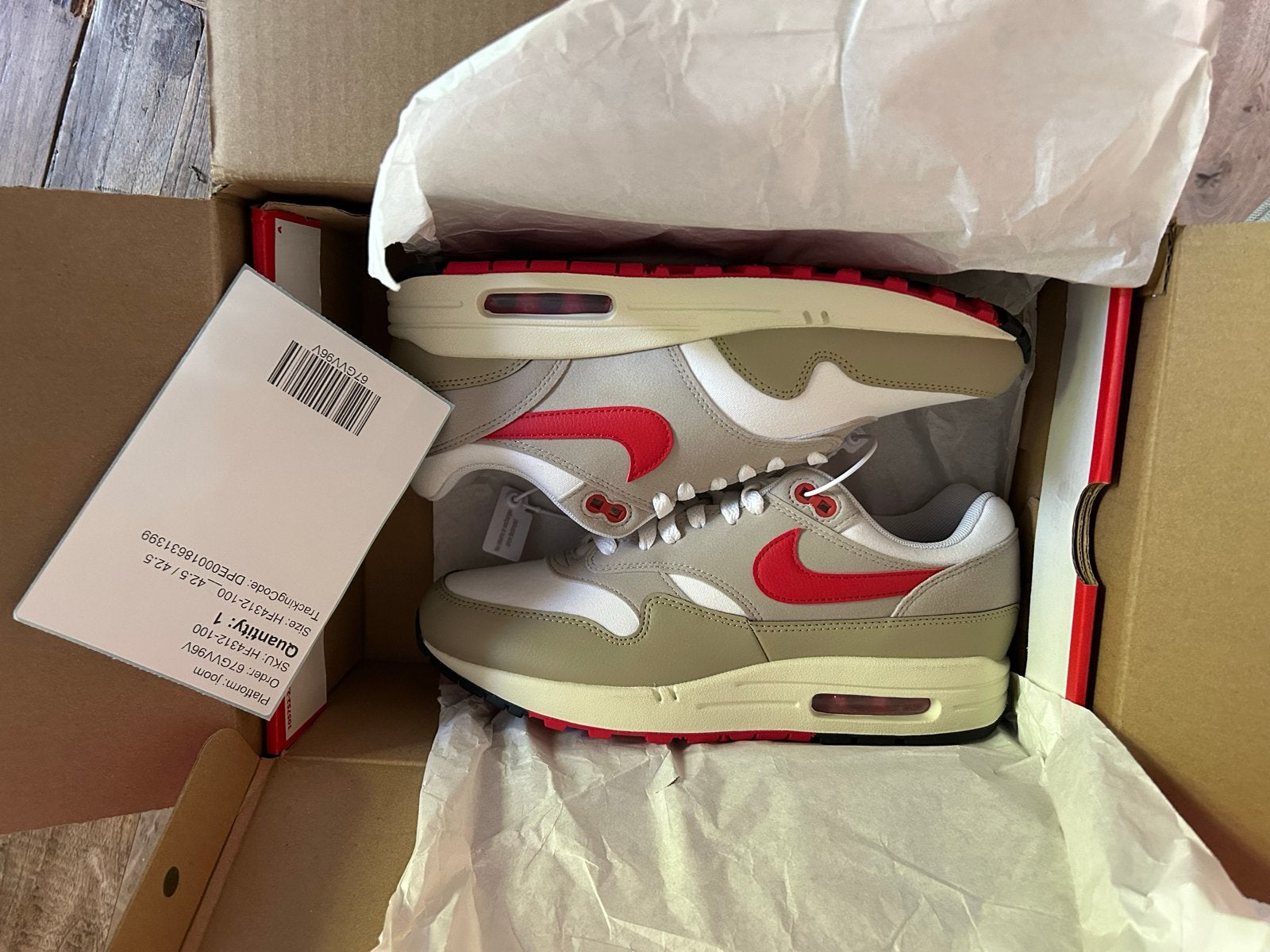 Nieuwe Nike Air Max 1 'Crepe Hemp' - Maat 42.5, Kleding | Heren, Ophalen of Verzenden, Nieuw, Overige kleuren, Sneakers of Gympen