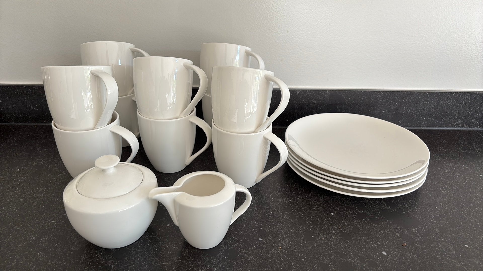 Vroom & Dreesmann wit porseleinen Fine Bone China servies, Ophalen, Overige merken, Zo goed als nieuw, Overige stijlen