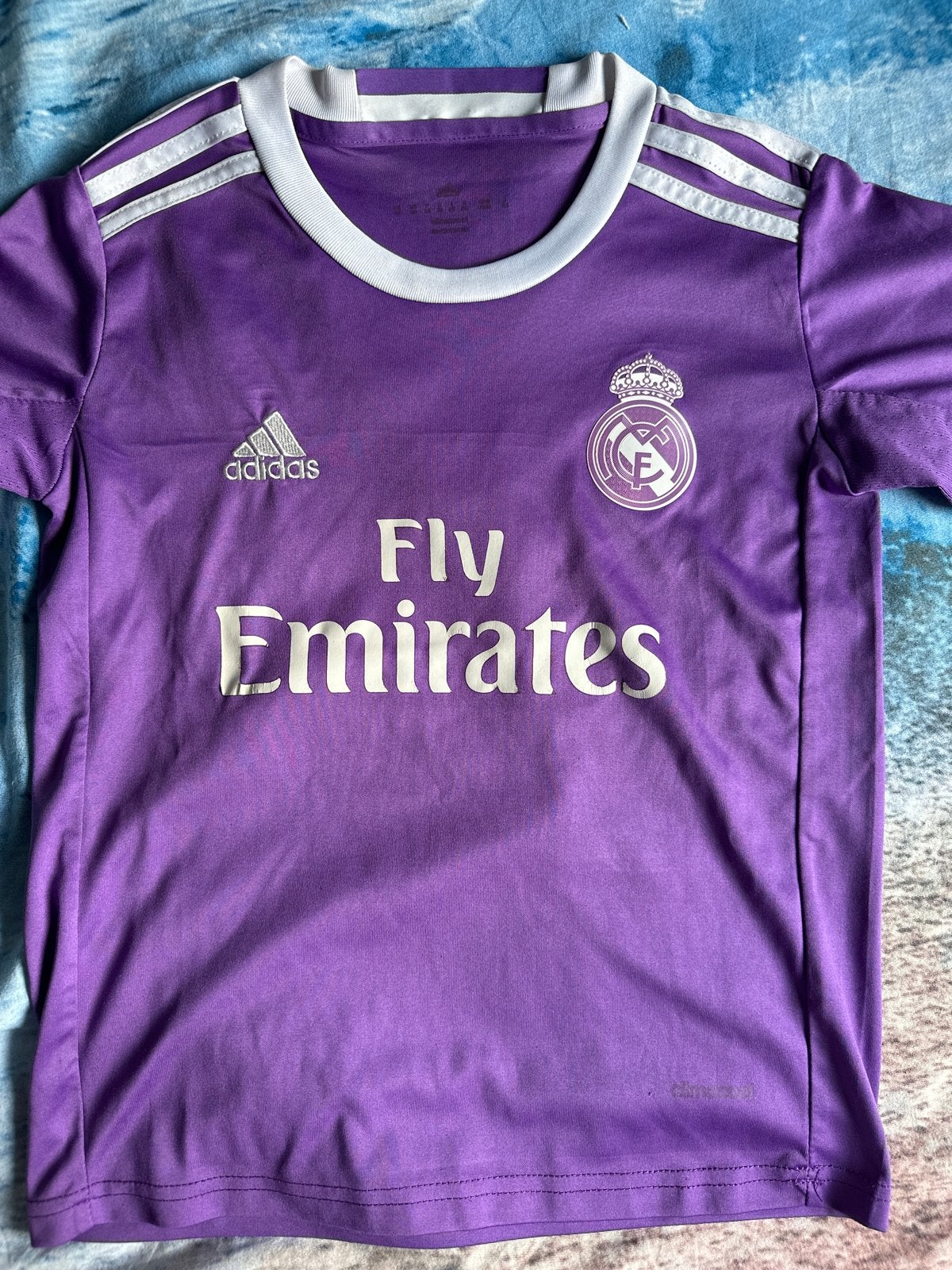 Real Madrid Ronaldo Voetbalshirt Paars Maat M, Kleding | Heren, Maat 48/50 (M), Paars, Ophalen of Verzenden, Voetbal