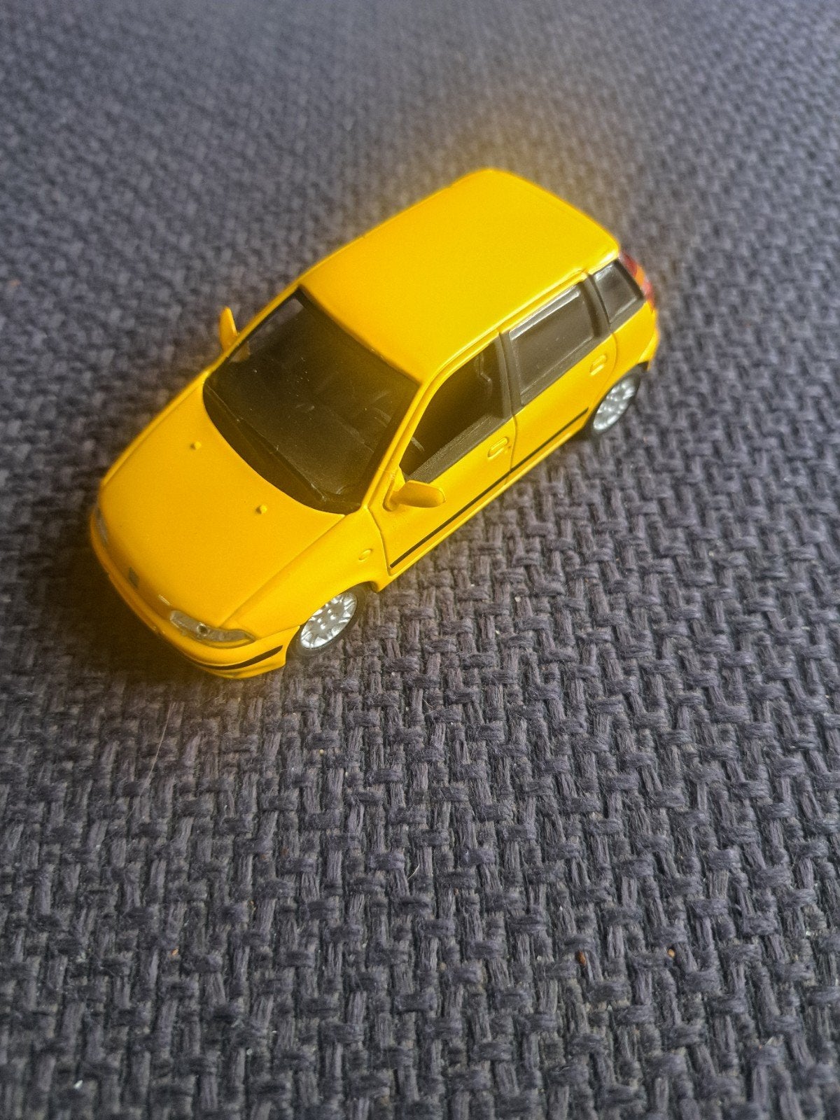 hongwell model fiat punto bp18, Overige merken, Gebruikt, Auto, Ophalen of Verzenden
