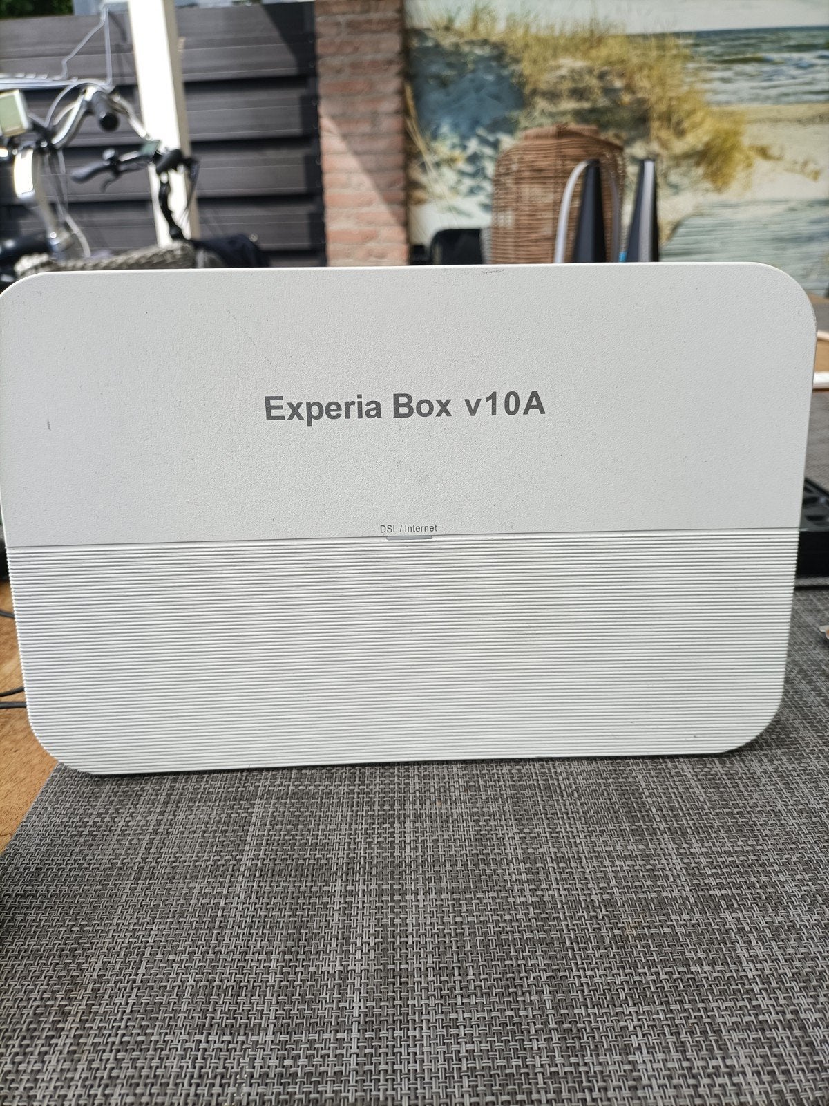 Experia Box v10A Router en Modem  en tv ontvanger Nu 10 euro, Ophalen of Verzenden, Gebruikt, Router met modem, Experia Box
